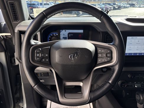 Used 2022 Ford Bronco Big Bend image 18