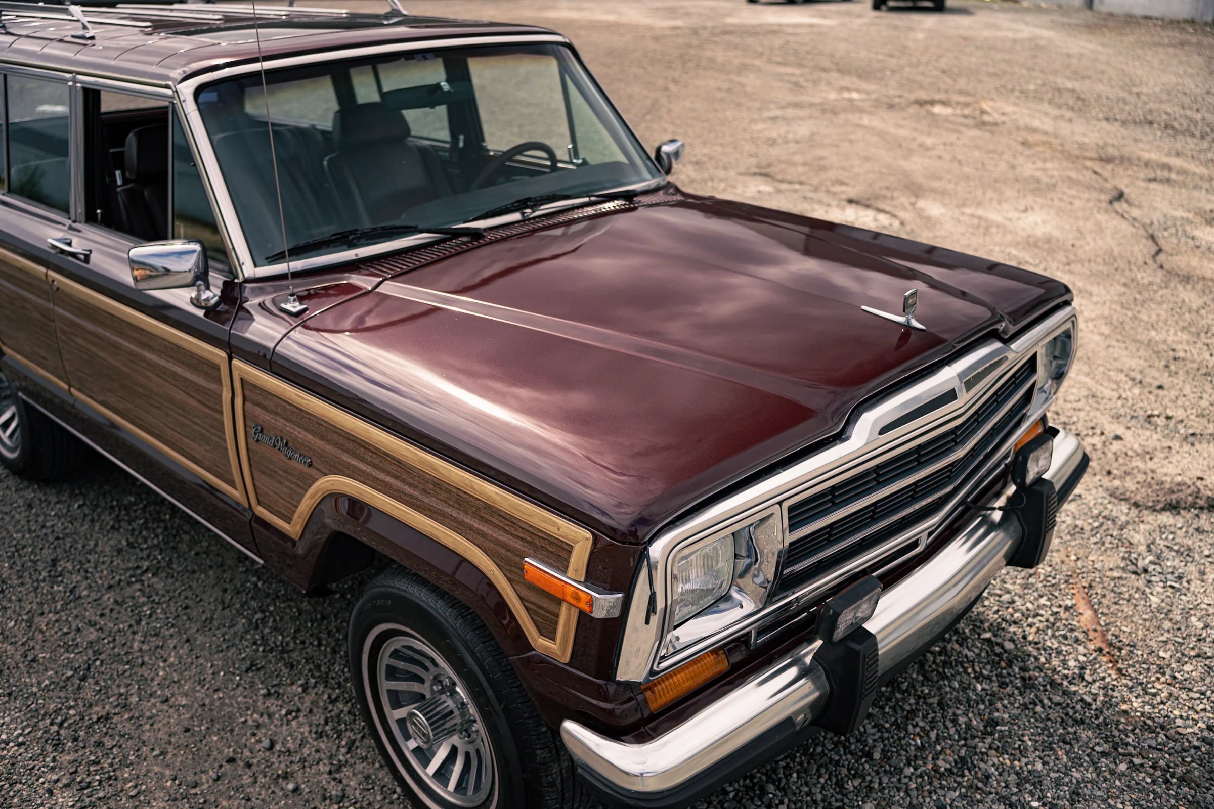 Used 1987 Jeep Grand Wagoneer AWD/4WD image 34