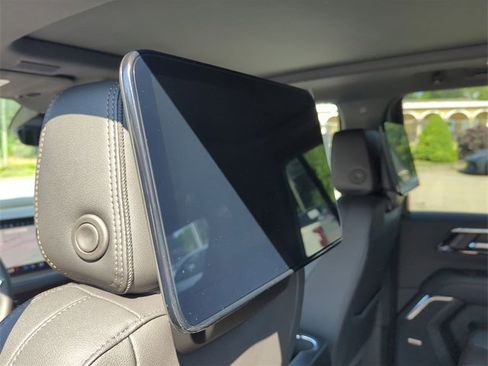 New 2025 Chevrolet Tahoe High Country image 35