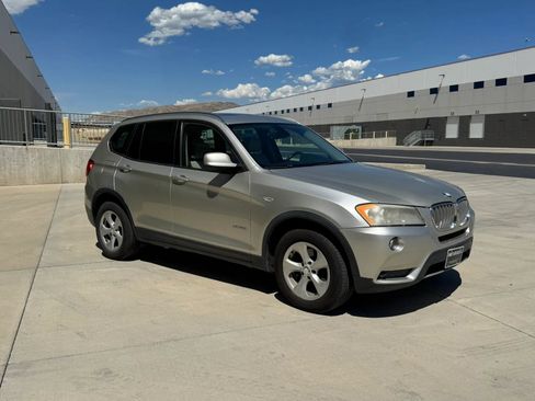 Used 2011 BMW X3 xDrive28i AWD/4WD image 7