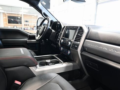 Used 2018 Ford F250 Platinum image 16