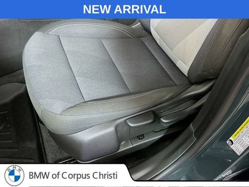 Used 2025 Chevrolet Trax LS w/ LS Convenience Package FWD image 20