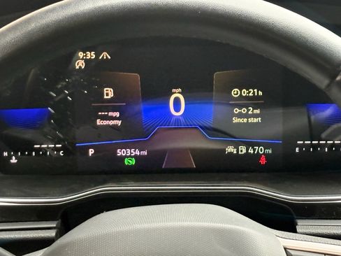 Used 2024 Volkswagen Jetta Sport FWD image 33