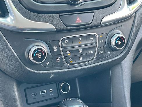 Used 2020 Chevrolet Equinox LT FWD image 15