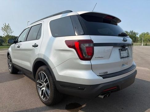 Used 2018 Ford Explorer Sport w/ Ford Safe & Smart Package AWD/4WD image 15