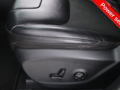 Used 2020 Jeep Cherokee Latitude Plus AWD/4WD image 20