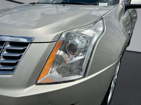 Used 2016 Cadillac SRX Premium FWD image 30