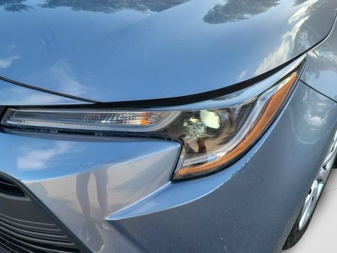 Certified 2025 Toyota Corolla LE FWD image 24