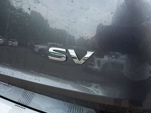 Used 2022 Nissan Rogue SV FWD image 7