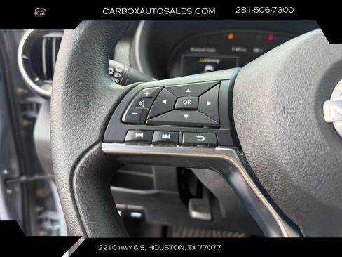 Used 2024 Nissan Kicks SV FWD image 11