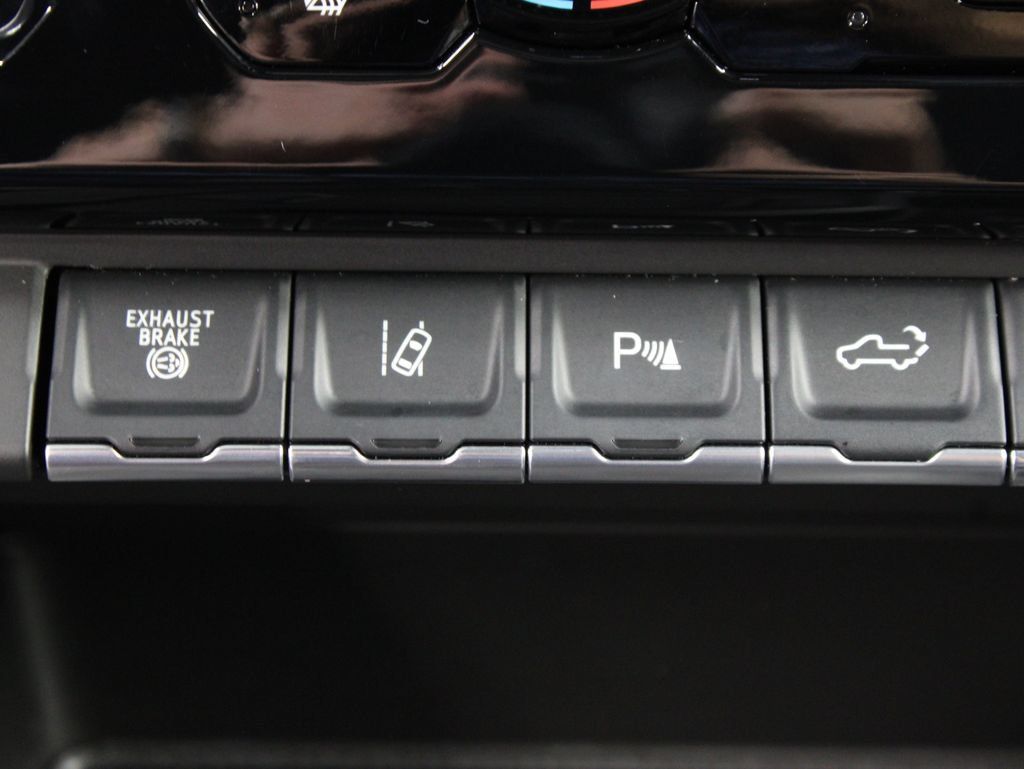 Used 2024 GMC Sierra 2500 AT4X AWD/4WD image 73