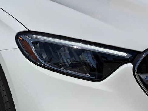 New 2026 Mercedes-Benz GLC 300 image 12