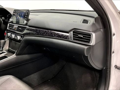 Used 2020 Honda Accord Sport image 19