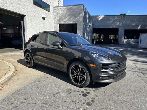 Used 2021 Porsche Macan S image 4