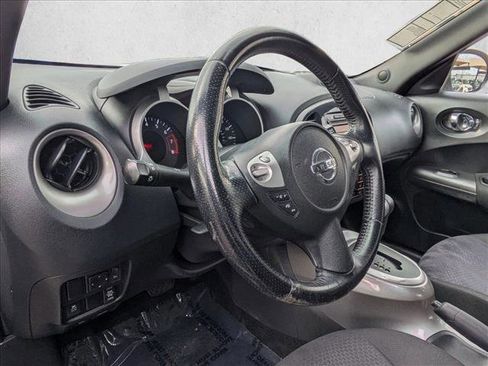 Used 2011 Nissan Juke SV image 10