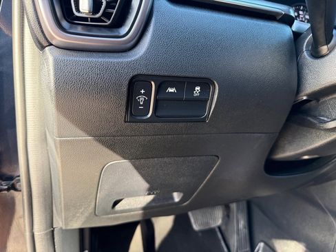 Used 2022 Kia Sorento S image 20