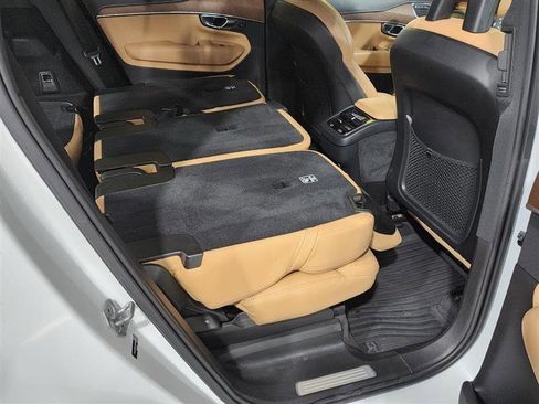 Used 2017 Volvo XC90 T6 Inscription w/ Vision Package image 28