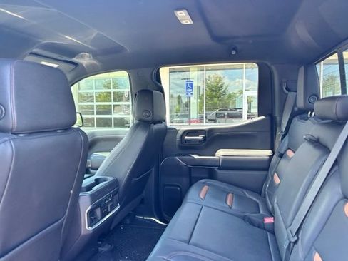 Used 2021 GMC Sierra 1500 AT4 w/ AT4 Preferred Package AWD/4WD image 8