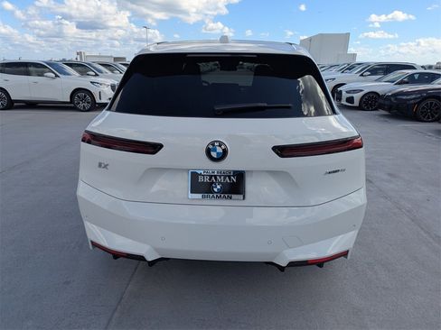 New 2026 BMW iX xDrive45 w/ Premium Package image 5