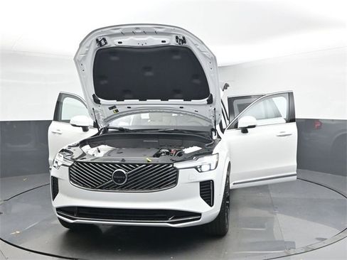 New 2026 Volvo XC90 B6 Plus image 55