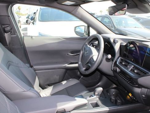 Certified 2025 Lexus UX 300h FWD image 5