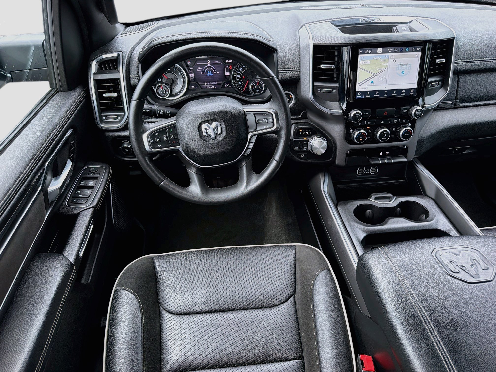 Used 2024 RAM 1500 Laramie AWD/4WD image 16