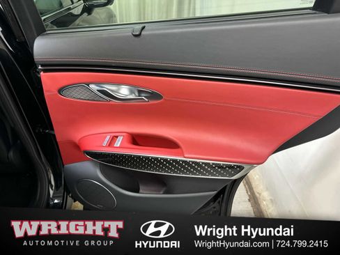 Used 2022 Genesis GV70 3.5T Sport w/ Sport Prestige Package AWD/4WD image 15