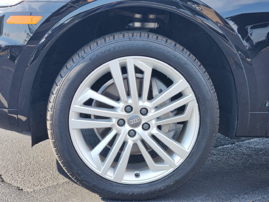 Used 2019 Audi Q5 2.0T Premium Plus w/ Premium Plus Package AWD/4WD image 13