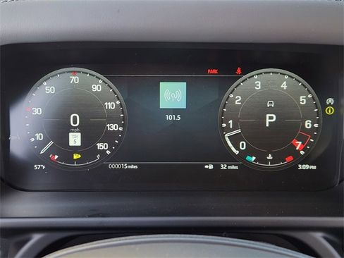 New 2026 Land Rover Defender 110 X-Dynamic SE image 11