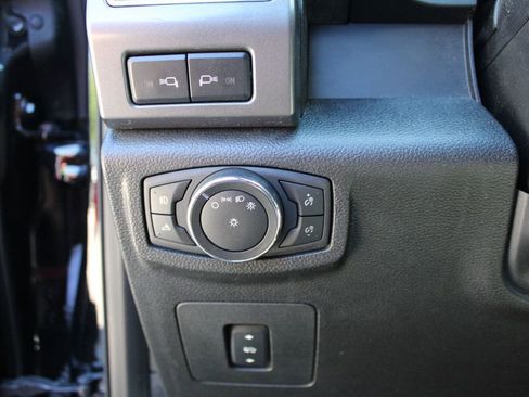 Used 2017 Ford F150 XLT w/ Equipment Group 302A Luxury RWD image 22