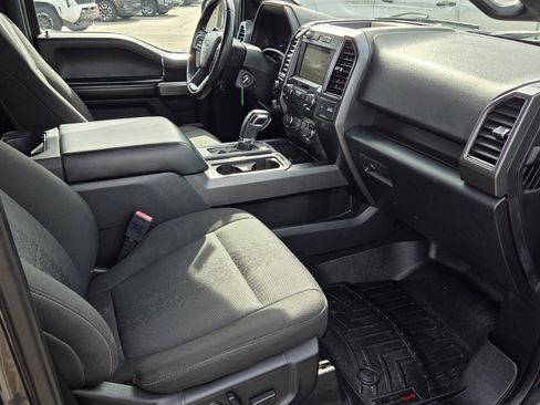 Used 2019 Ford F150 XLT w/ Equipment Group 302A Luxury AWD/4WD image 12