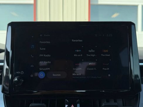 Used 2024 Toyota Corolla SE FWD image 14