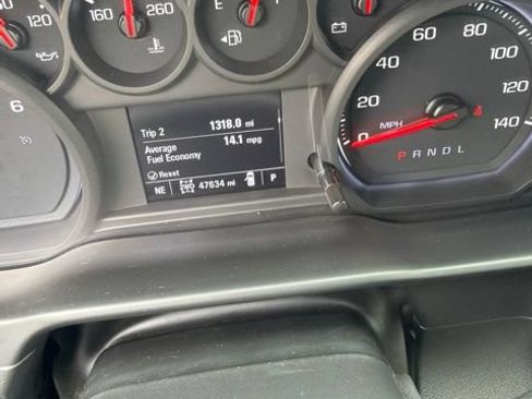 Used 2021 Chevrolet Silverado 2500 Custom w/ Custom Value Package AWD/4WD image 11