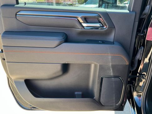 Used 2025 GMC Sierra 2500 AT4 AWD/4WD image 19