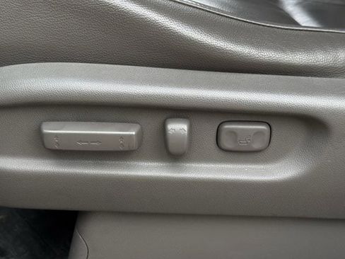Used 2011 Honda Odyssey Touring image 28