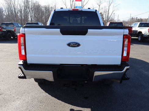 Used 2024 Ford F250 XL w/ XL Off-Road Package image 34