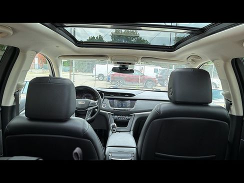 Used 2019 Cadillac XT5 Premium Luxury AWD/4WD image 27
