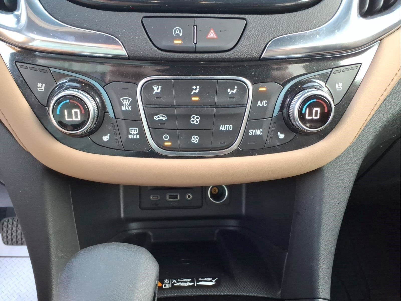 Used 2024 Chevrolet Equinox Premier FWD image 23