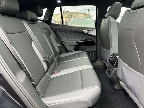 Used 2023 Volkswagen ID.4 Pro S Plus image 12