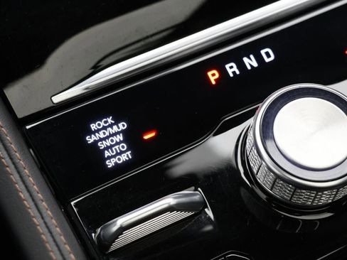 Used 2022 Jeep Grand Cherokee Summit image 32