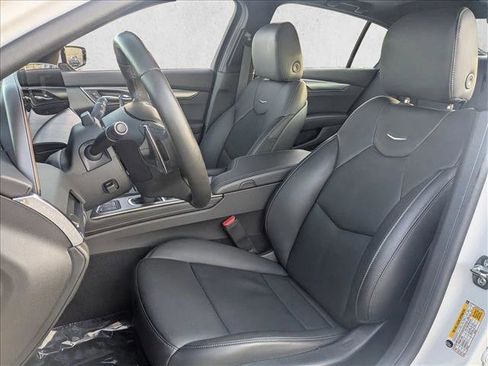 Used 2025 Cadillac CT5 Premium Luxury image 17