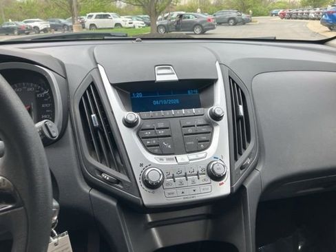 Used 2013 Chevrolet Equinox LS image 20