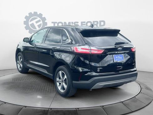 Certified 2023 Ford Edge SEL w/ Convenience Package AWD/4WD image 3