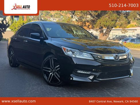 Used 2017 Honda Accord Sport image 1