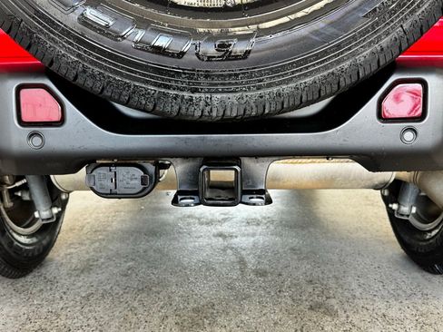 Certified 2024 Jeep Wrangler Unlimited Sahara w/ Technology Group AWD/4WD image 10