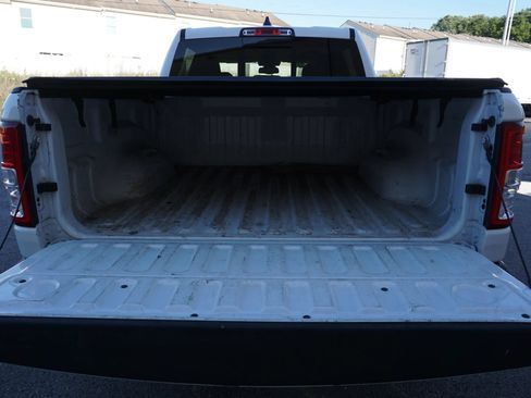 Used 2019 RAM 1500 Big Horn AWD/4WD image 13