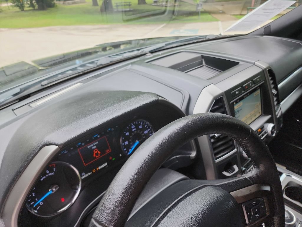 Used 2019 Ford Expedition XLT w/ Equipment Group 202A RWD image 22