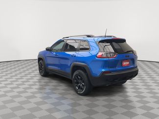 Used 2022 Jeep Cherokee Latitude w/ Sun & Sound Group video 2