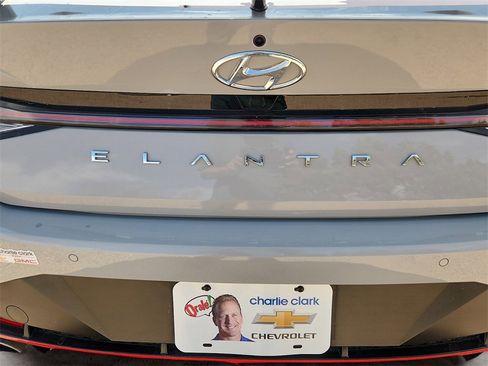 Used 2023 Hyundai Elantra N image 10