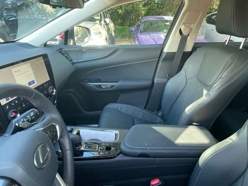 Used 2025 Lexus NX 350 AWD w/ Cold Area Package image 9